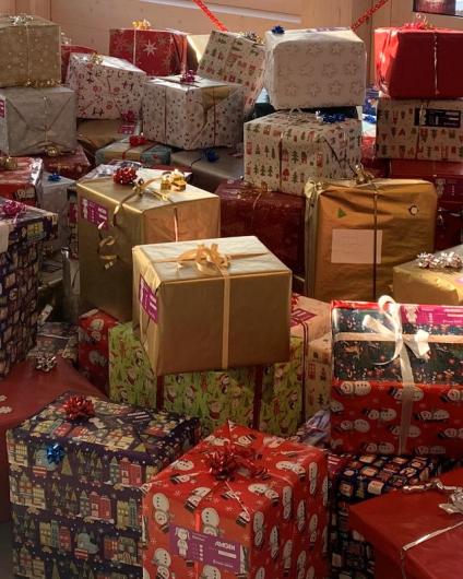 Weihnachtspakete spenden für Kinder